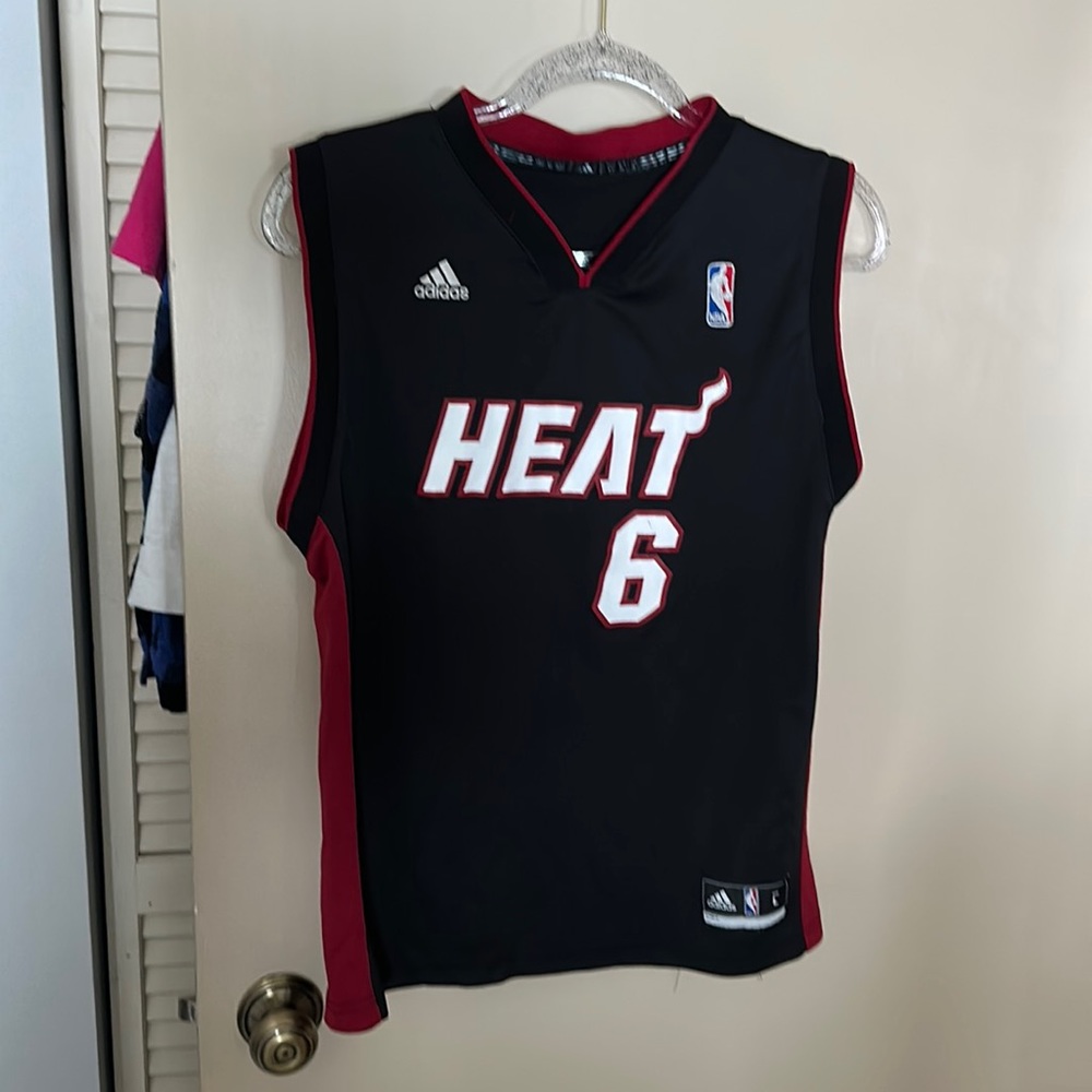Adidas Heat kids basketball 🏀 shirt